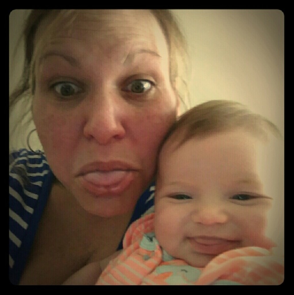 Meet your Posher, Kim - Picture 1 of 4